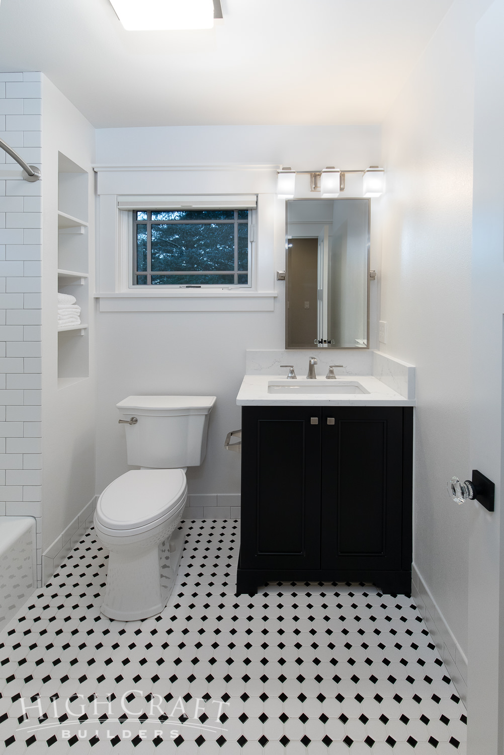 Prairie-style-historic-home-bath-black-white-hex-tile