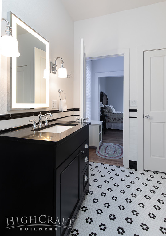 old_town_fort_collins_construction_bathroom_and_remodel_black_white_master_bedroom_access
