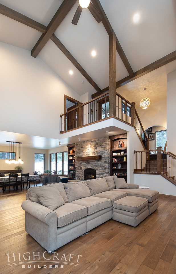 custom_home_construction_great_room_view_to_dining_room_vaulted_ceiling