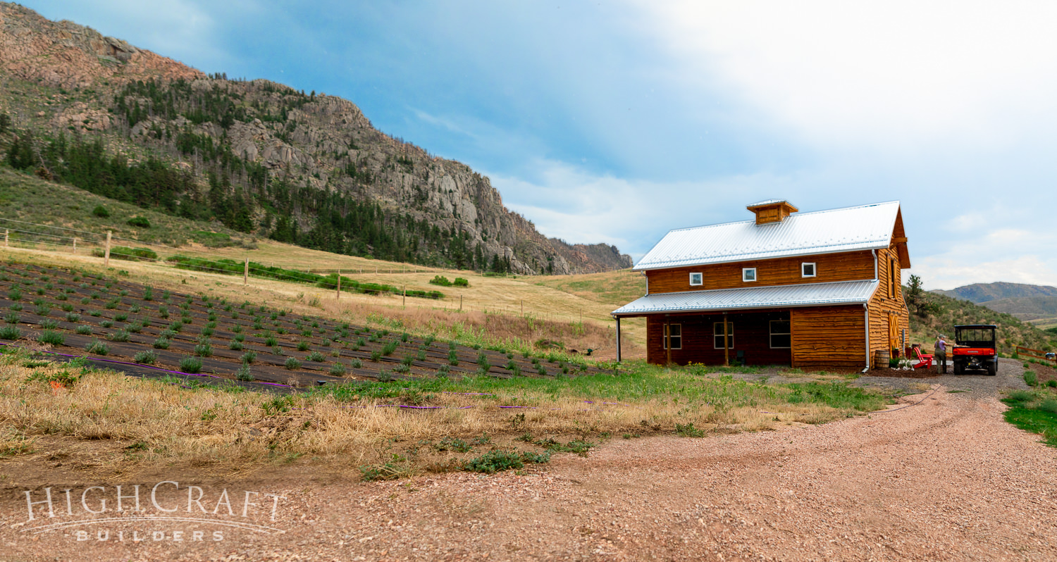 Dutch-Ridge-Ranch-Barn-Exterior-Modern-Mountain-Farm
