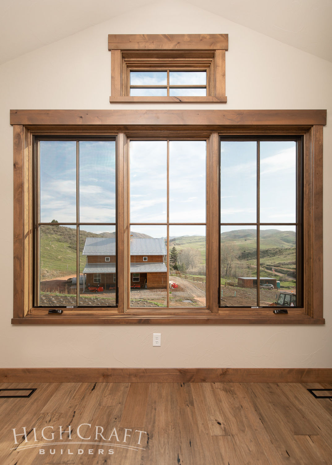 Dutch-Ridge-Ranch-Farmhouse-Wood-Windows