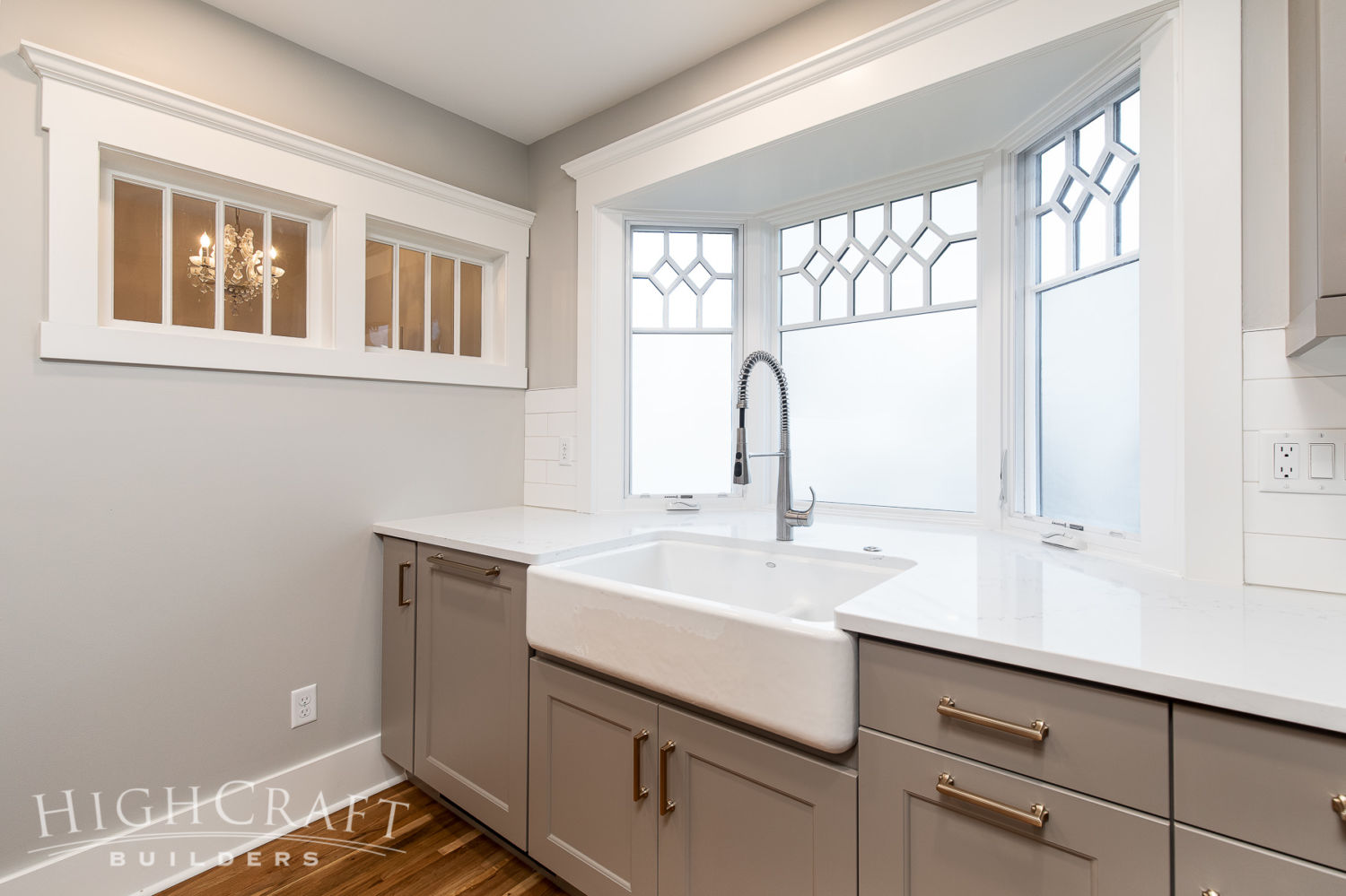 Old-Town-Remodel-Apron-Sink-Bay-Window