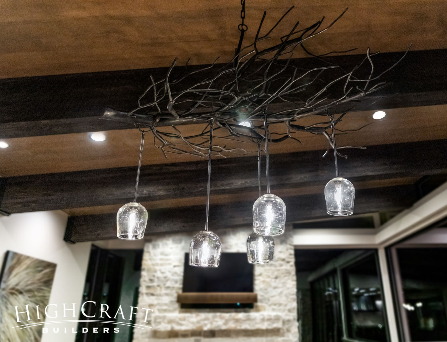 contemporary-custom-home-builder-dining-room-chandelier