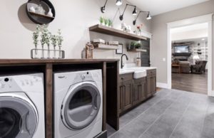 contractor-companies-custom-house-builder-near-me-fort-collins-co-laundry-room