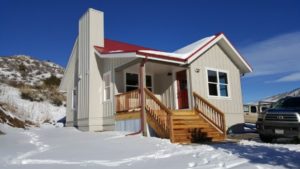 800-square-foot-custom-home-red-roof