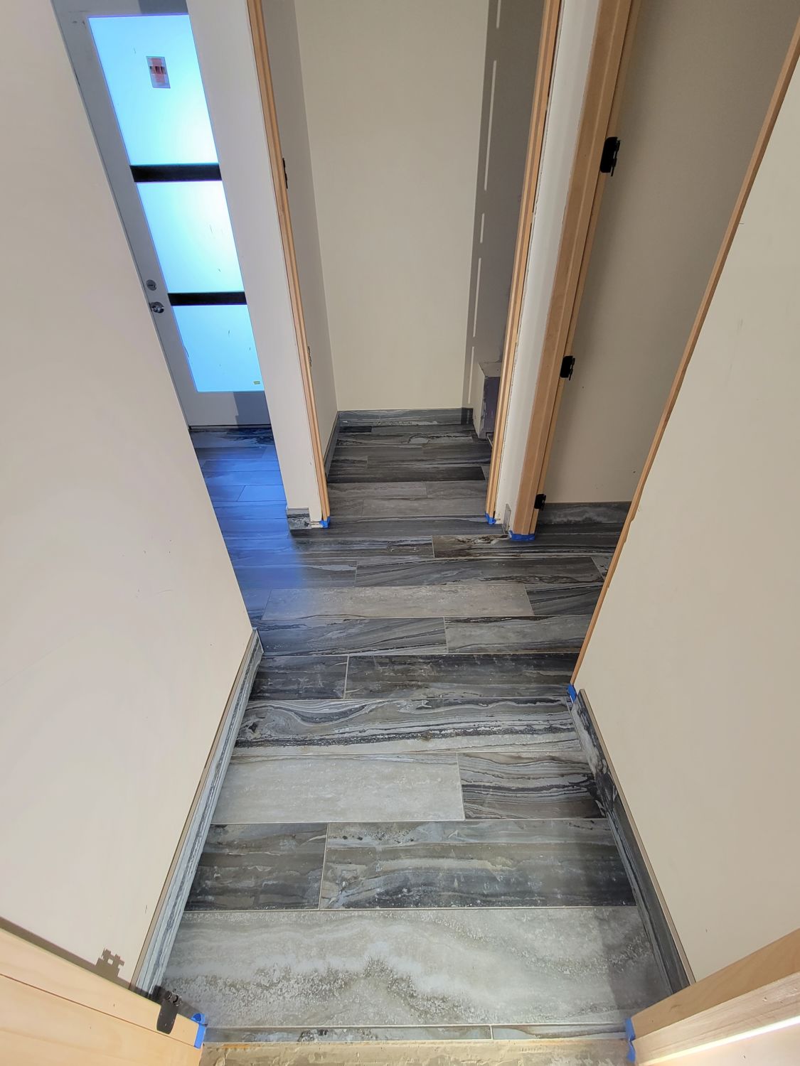 custom-home-builder-near-me-colorado-ranch-interior-tile-floor-progress