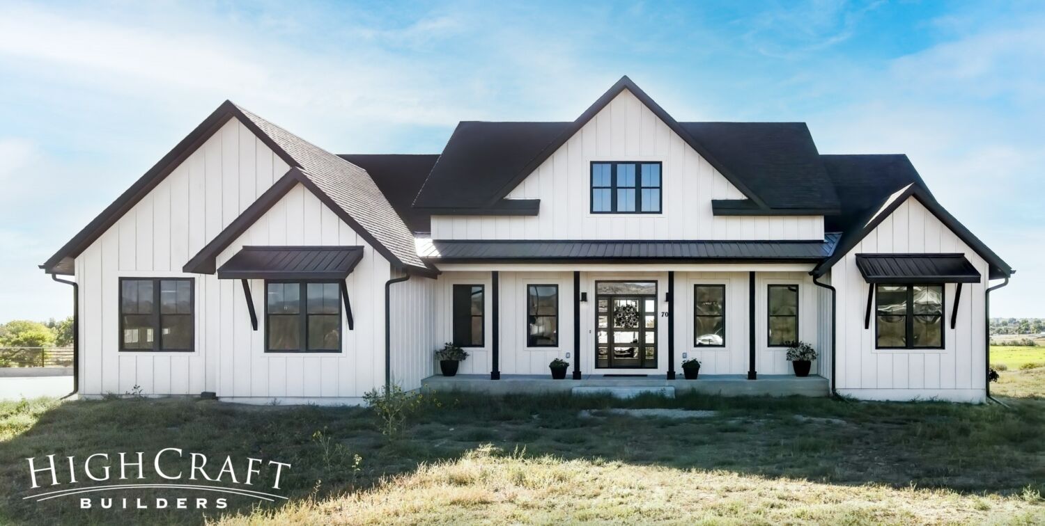 custom-home-builder-white-farmhouse-colorado
