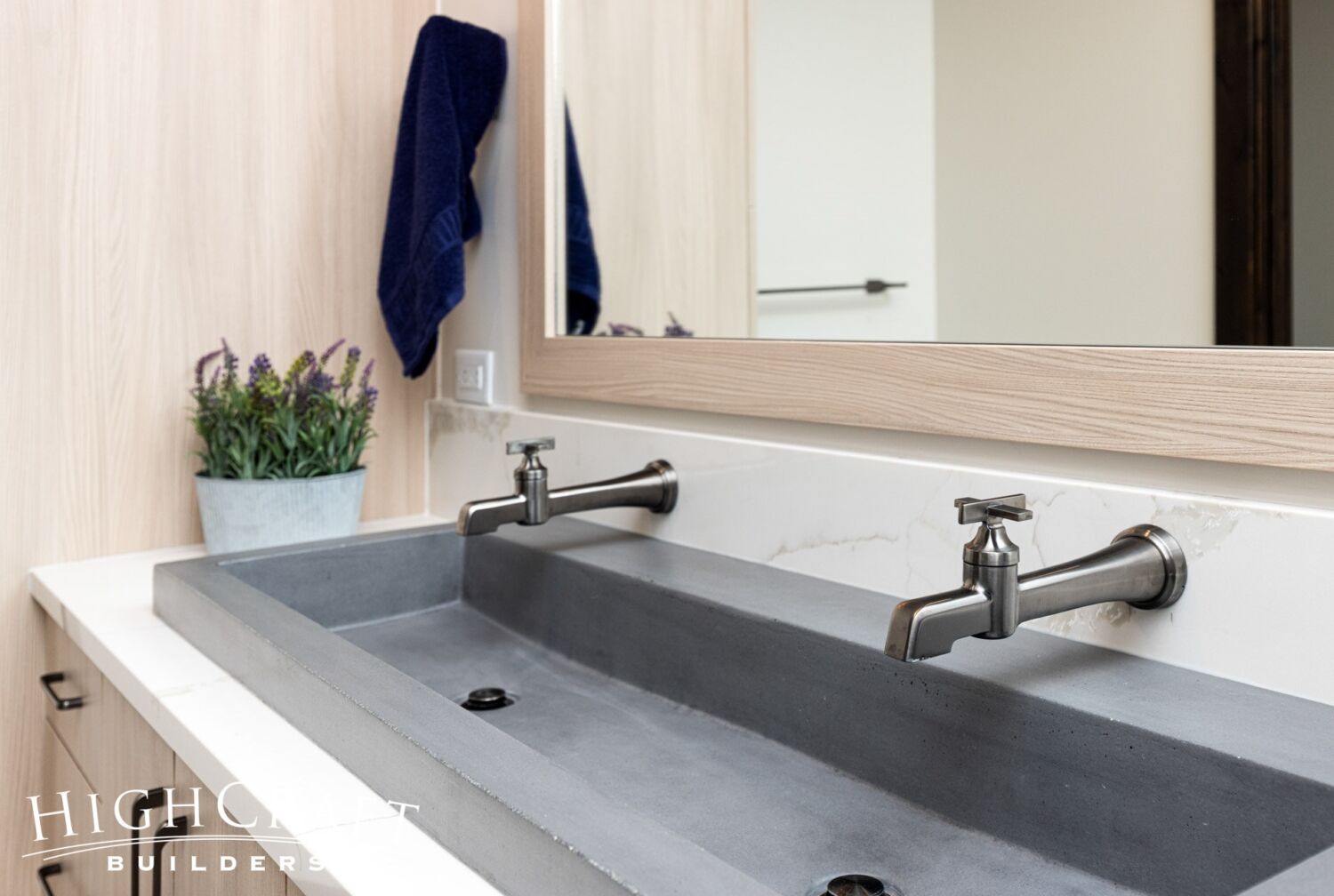 custom-home-guest-bath-trough-sink