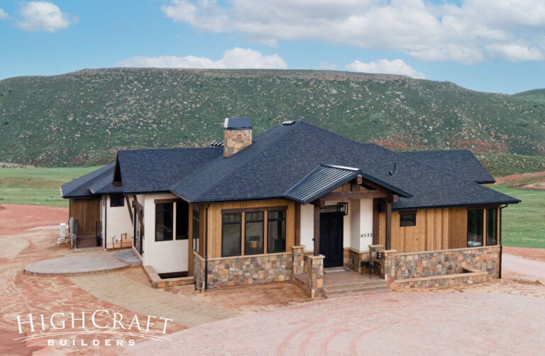 Highcraft Legend-Trail-Custom-Home-Front-Exterior-Facade-Ghostwood - HighCraft