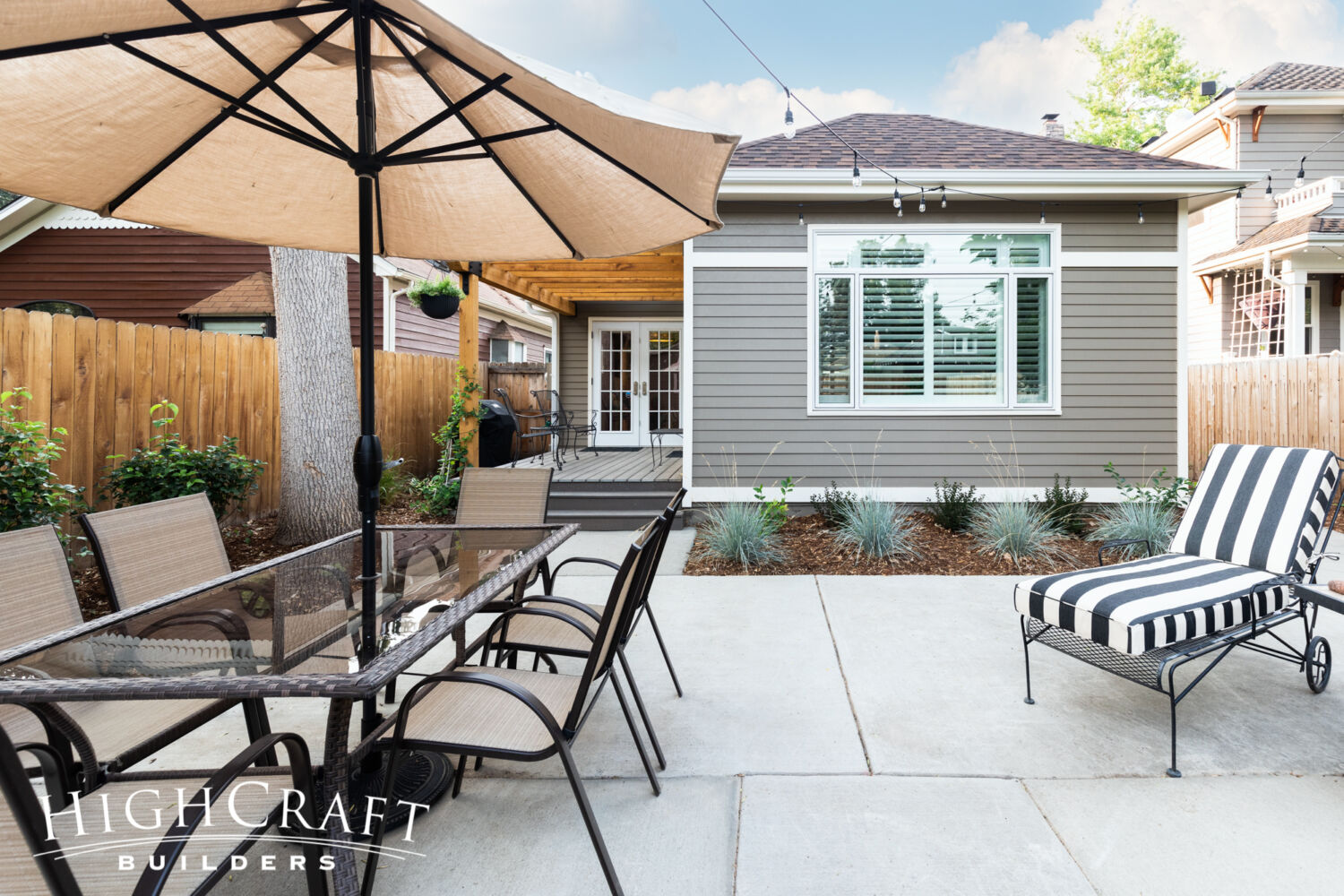 Small-Lot-Master-Suite-Addition-Outdoor-Patio