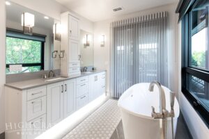 contemporary-second-floor-master-bathroom-white
