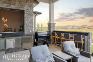 Modern-Outdoor-Living-Space-Illuminated-Bar-Seating