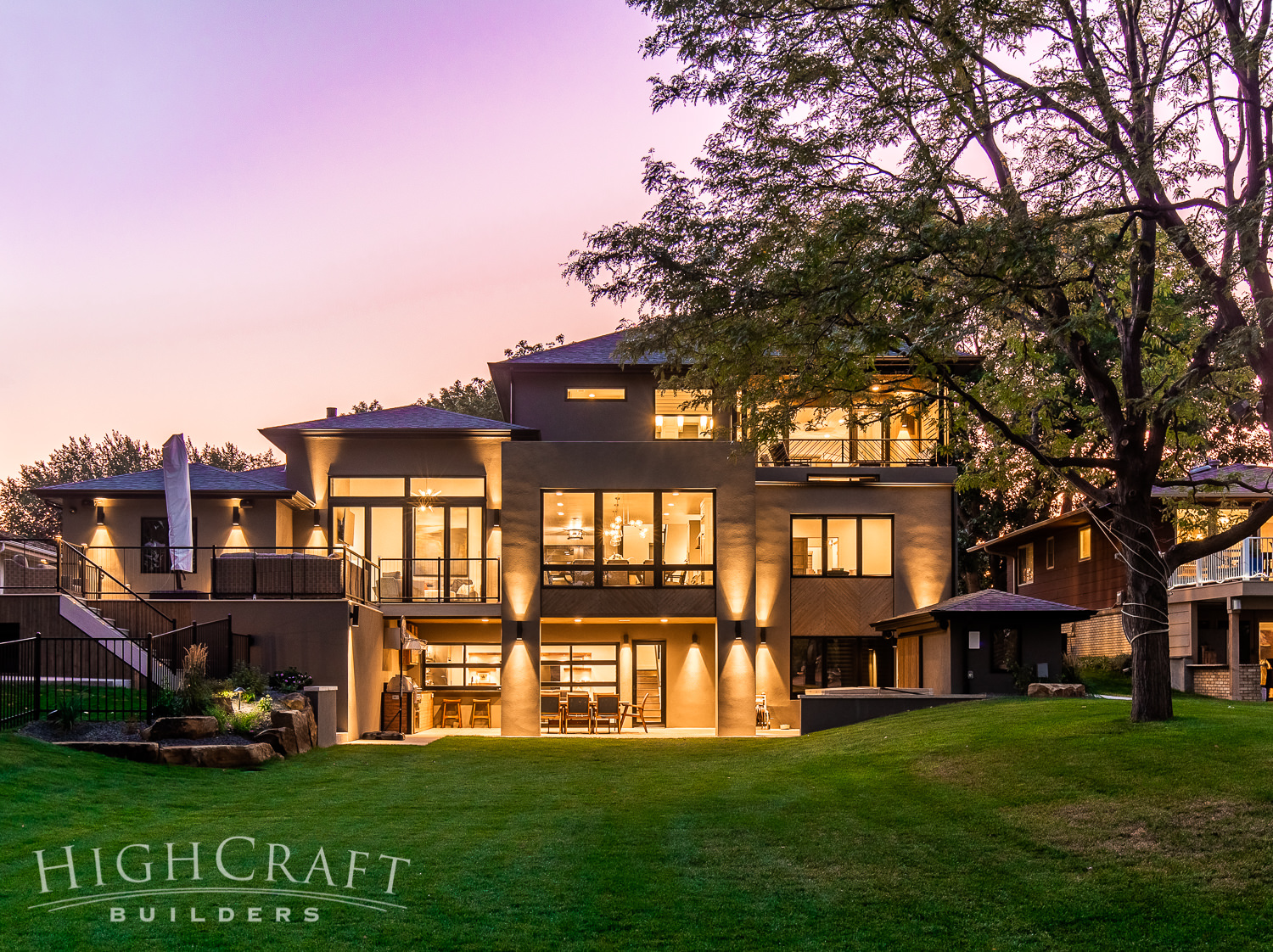 lake-loveland-new-construction-back-exterior-sunset