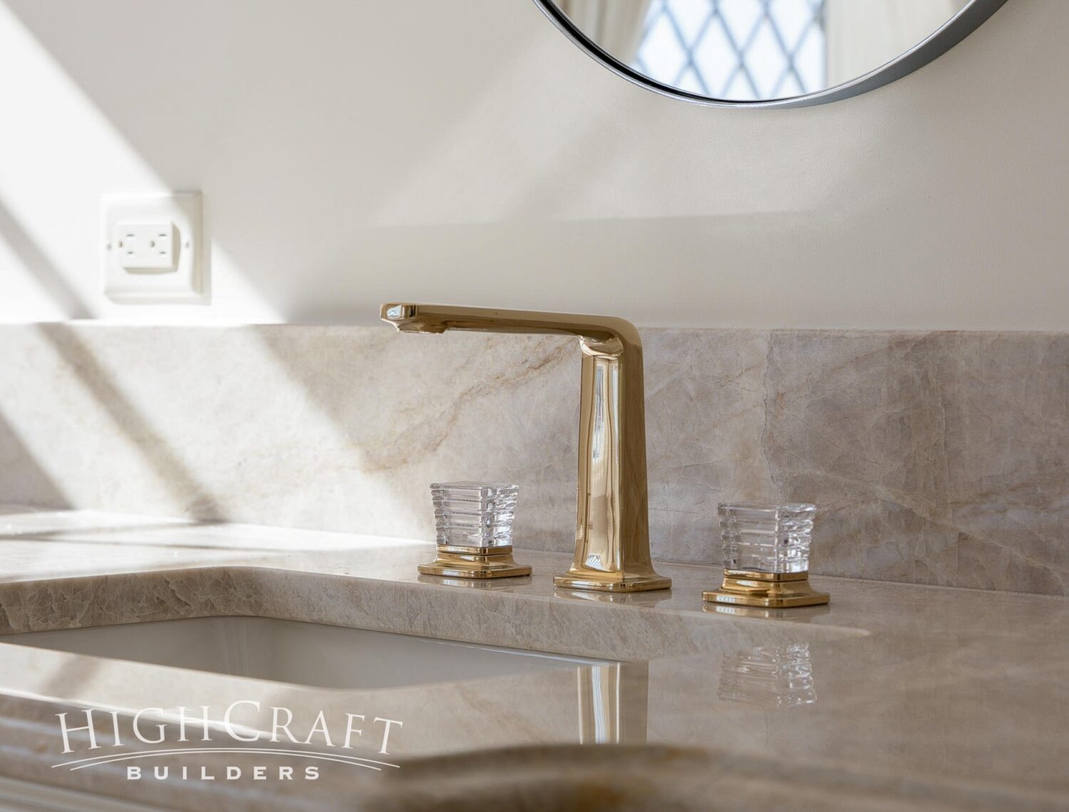 timnath-bathroom-remodel-gold-finish-crystal-knob-sink-faucet