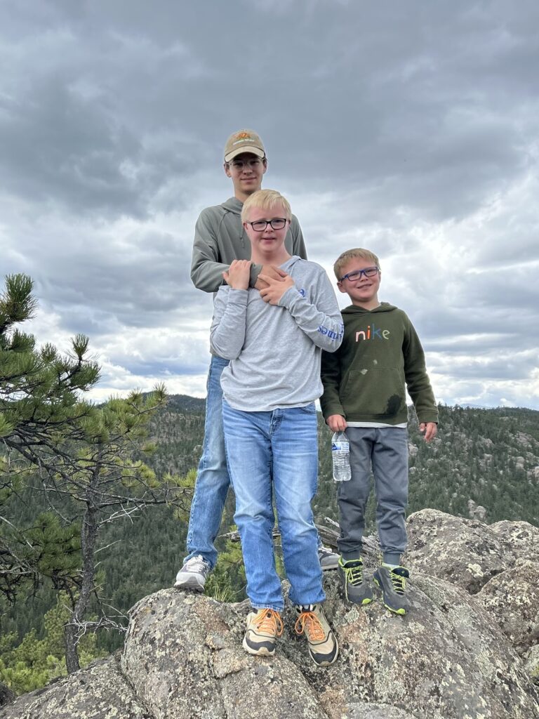 home-builder-red-feather-lakes-co-three-kids-mountain-property