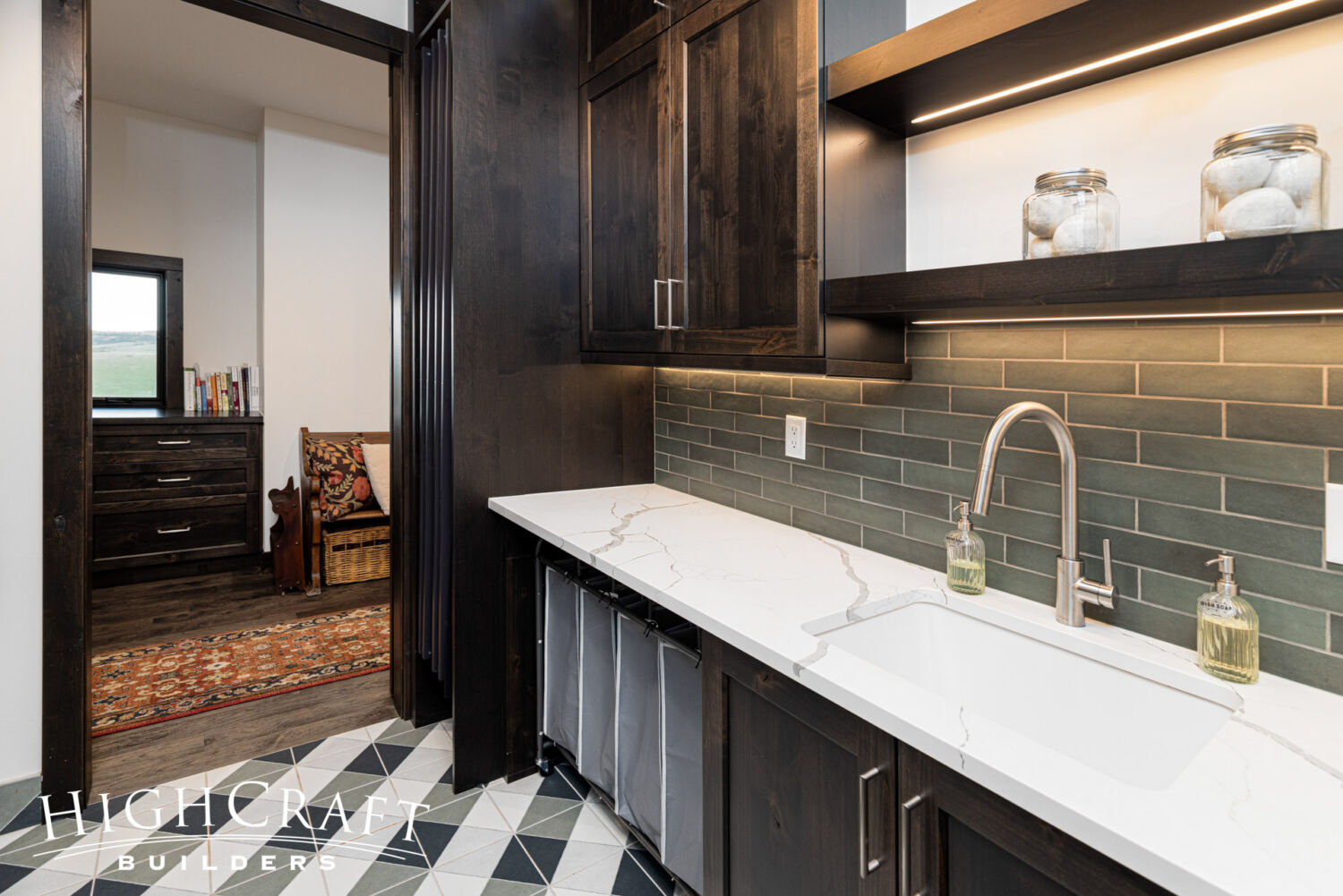 livermore-home-builder-mudroom