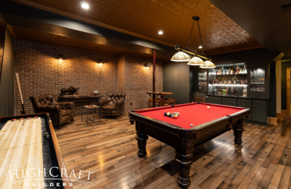 old-town-fort-collins-co-basement-remodel-speakeasy