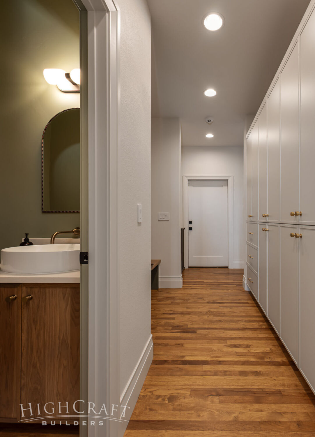 bathroom-remodel-cheyenne-wyoming-powder-bath-view-from-drop-zone-pantry