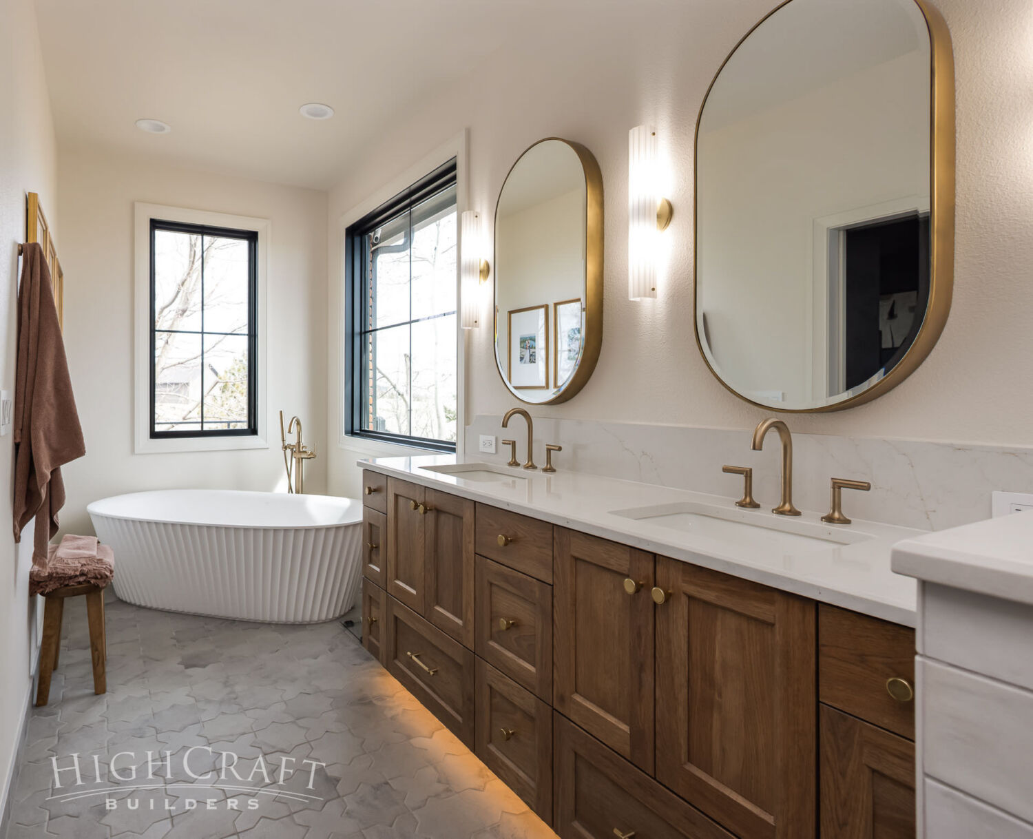 home-remodeling-cheyenne-wyoming-primary-bedroom-bathroom-freestanding-tub