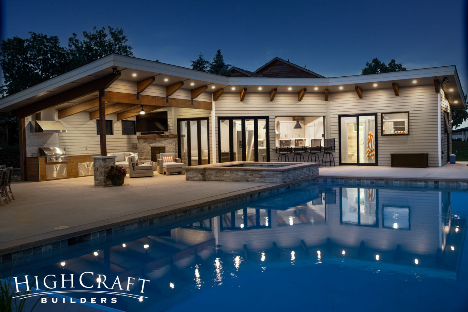 loveland-home-builder-pool-house-hot-tub-evening-sky